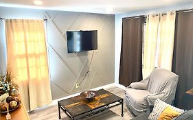 Blue Oval -Project Pyramid-Xai- King Bed-2Bedrooms 1,5 Bath, 4Beds, Sleeps 5